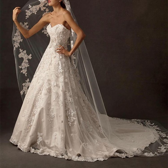 Eve of Milady New, Amalia Carrara 319, Size